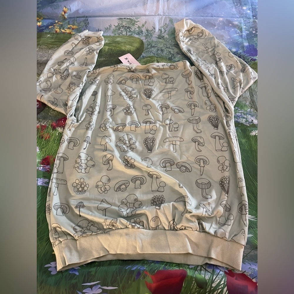 SHEIN X Saramiel Art Mushroom Print Drop Shoulder Sweatshirt, Green, Small, NWT - Picture 7 of 8